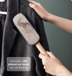 Merkloos Pluizenverwijderaar - Huisdierhaar Verwijderaar - Kledingroller – Pluizenroller - Kleefroller - Kledingborstel - Ontpluizer - Pluizentondeuse - Huisdierhaar Verwijderaar - LW Products -Pet Care Verkoop 1134x1200 1