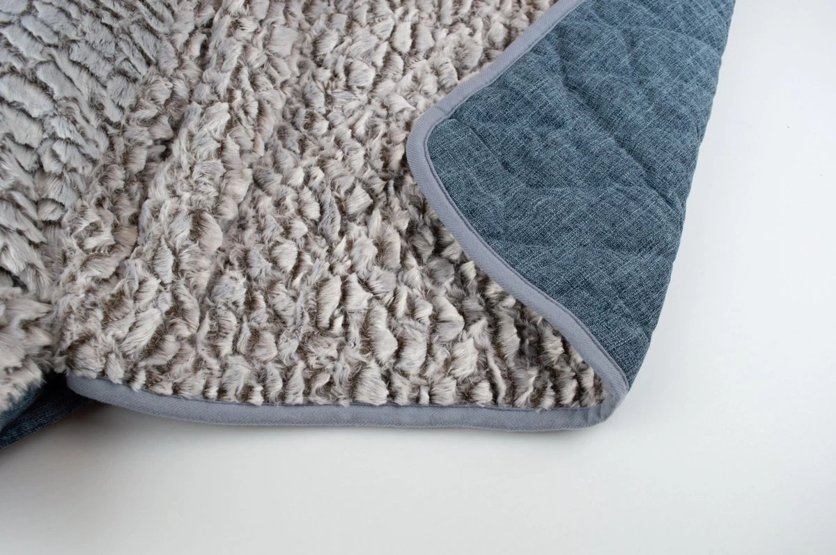 Cannie NEW Comfortabele - Hondenmand - Hondenbed - Warme Winter - 60*50*16 - Blauw 4 Cannie NEW Comfortabele - Hondenmand - Hondenbed - Warme Winter - 60*50*16 - Blauw - Afbeelding 4